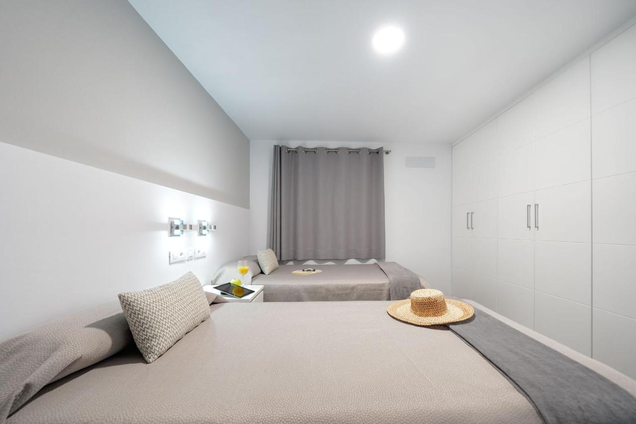 Apartamentos Los Papagayos 산아구스틴 외부 사진
